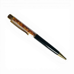 Amber-accented pen