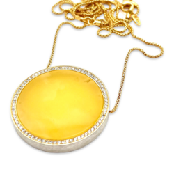 Позолочене бурштинове кольє