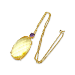 Collier en or plaqué ambre