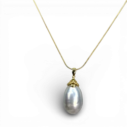 Pendentif en argent plaqué or Dark Pearl