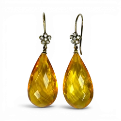 Gold plated earrings with amber