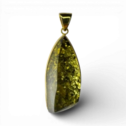 Pendentif plaqué or avec ambre verte