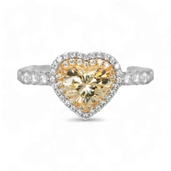 Bague en Diamant Jaune Artificiel en Forme de Cœur