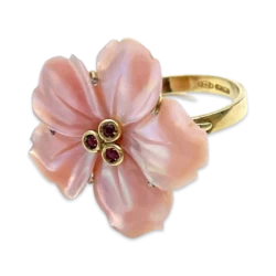 MOP, рубінове каблучка