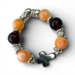 Anillo de coral rosa, cereza ámbar, hematita