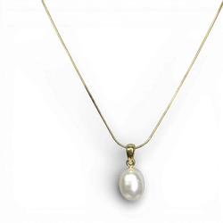 White Pearl gold plated silver necklace