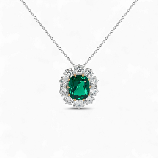 Намисто зі штучних смарагдів та діамантів