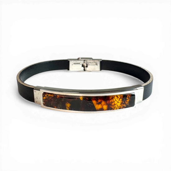 Bracelet with amber