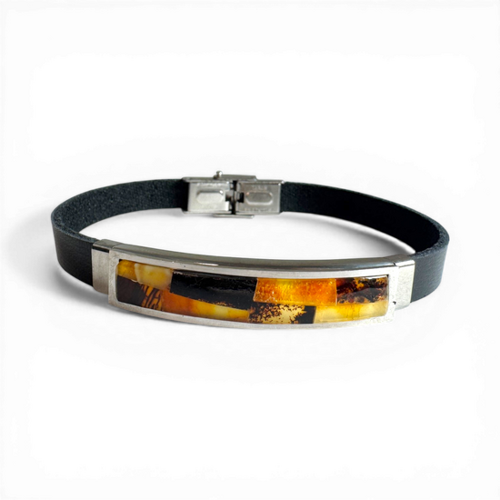 Bracelet with amber