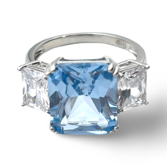 Anillo de Plata Talla Cojín