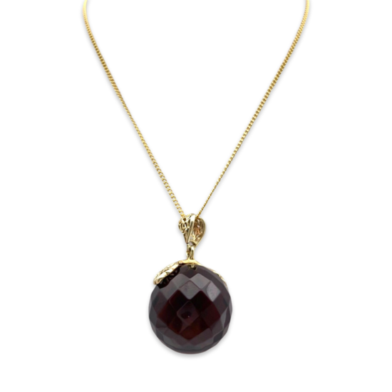 Colgante de Ámbar con Cadena Bañada en Oro