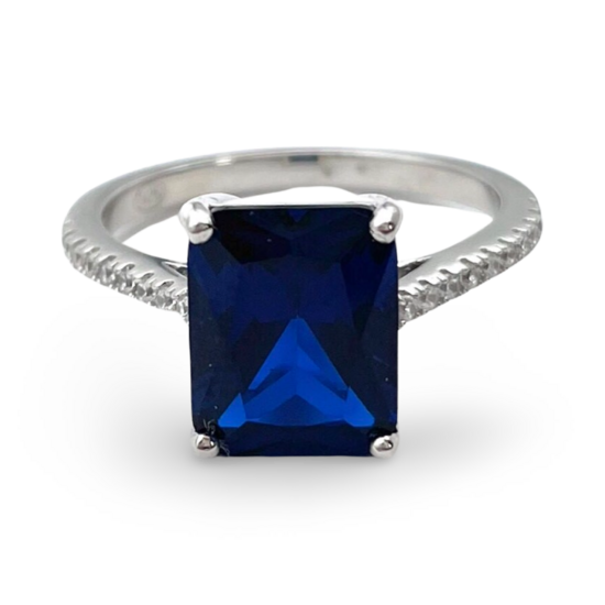 Silberring mit Zirkonen