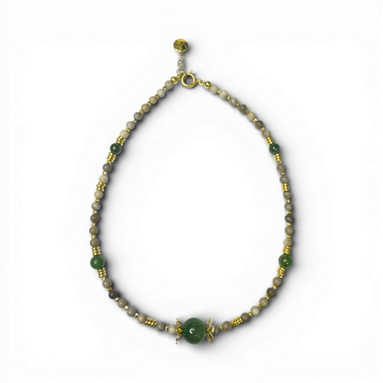 Collier avec jade vert et silex rayé