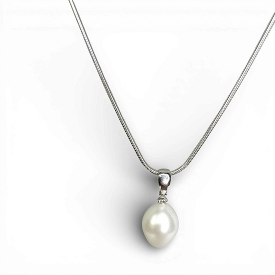 Weißer Perlen-Silberanhänger